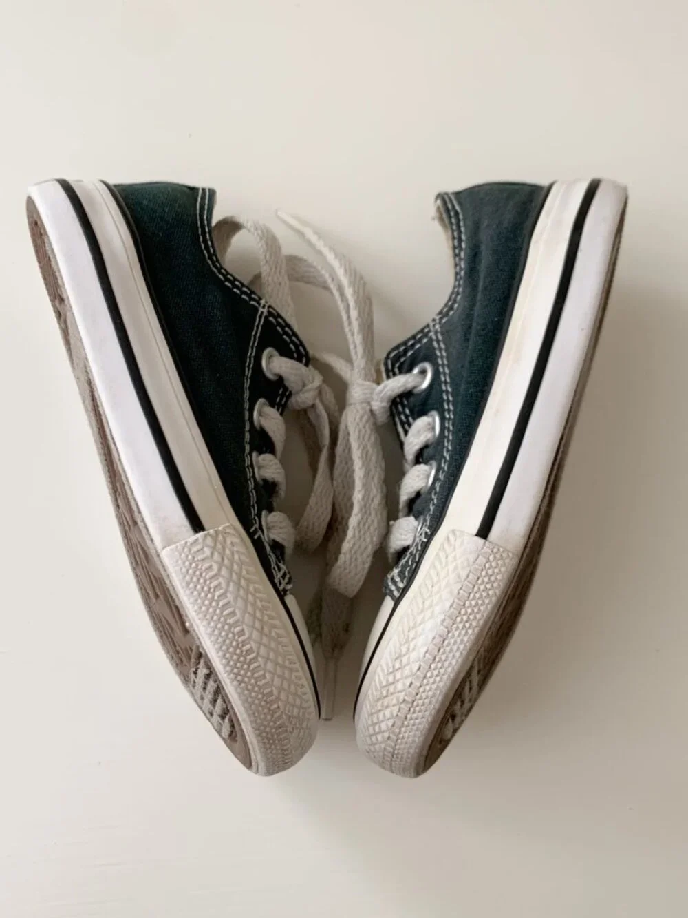 Converse cute sneakers